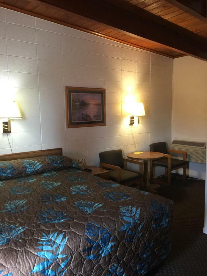 Lazy U Motel Rapid City Eksteriør billede